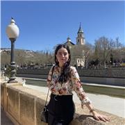 Professeure d'espagnol à Amiens et en ligne native